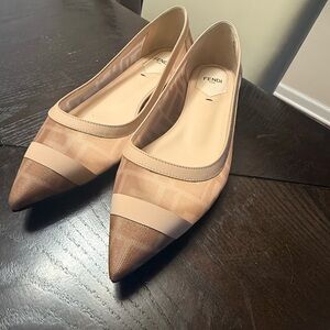 Fendi Women's rose and nude/Brown Pointed Flats
